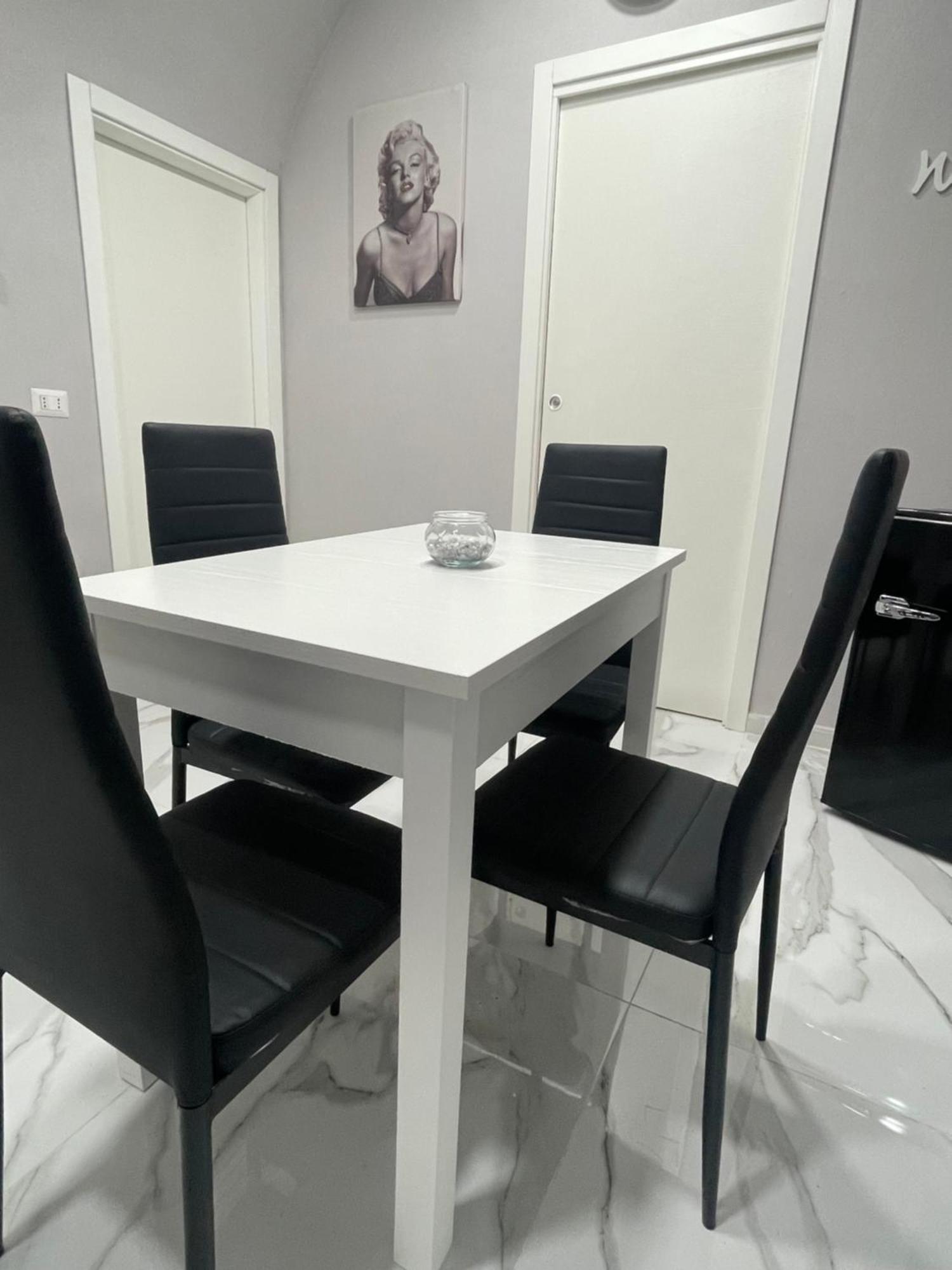 B&B Vittoria Naples Extérieur photo